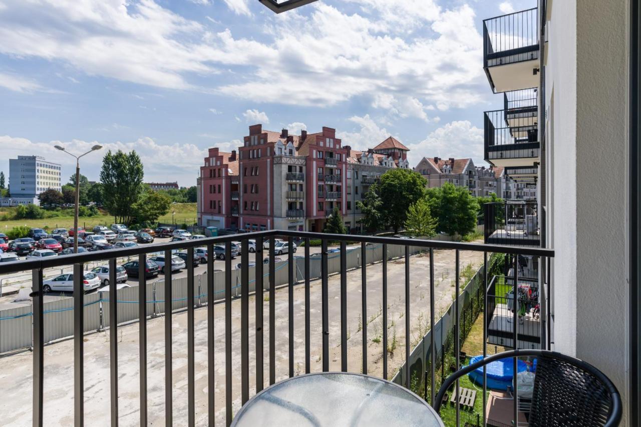 Esencja Apartments With Free Parking Garbary 104 By Noclegi Renters Познань Екстер'єр фото