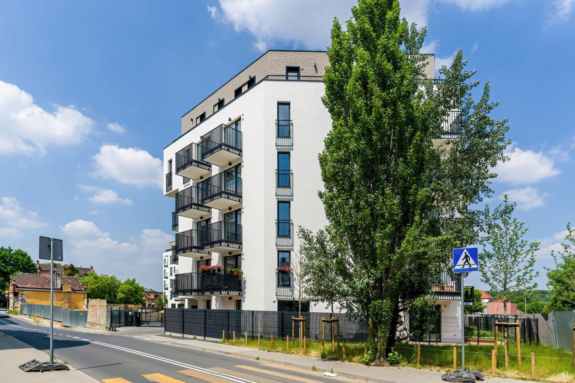 Esencja Apartments With Free Parking Garbary 104 By Noclegi Renters Познань Екстер'єр фото